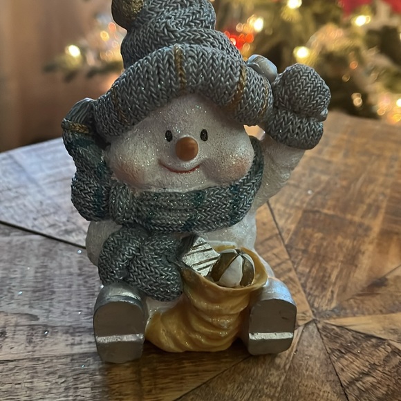 Set of Playful Snowmen - Picture 4 of 6